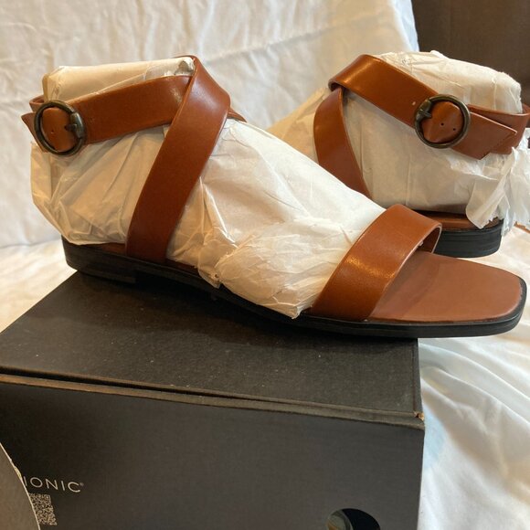 NIB Vionic T-Strap Sandal W11 - Picture 7 of 7